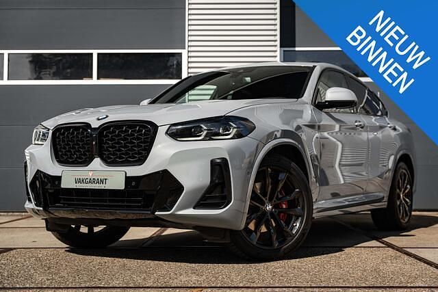Grijs Gebruikt 2022 BMW X4 Executive SUV | € 52.950 (Eerlijke prijs) - Afbeelding 1/4