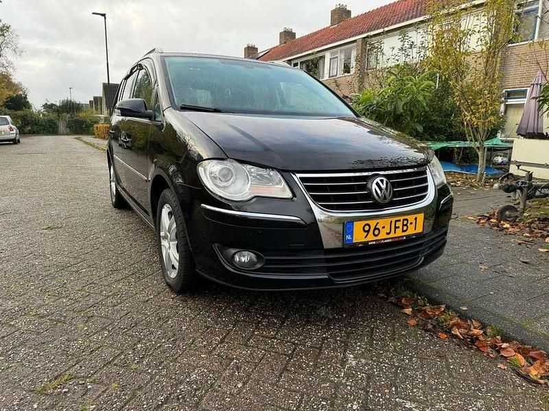 Occasion VW Touran Highline 140 PK (102 kW) 2009 MPV