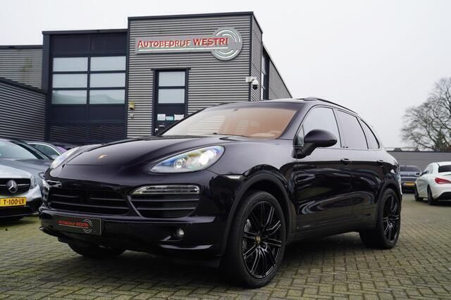 Zwart, metallic lak Gebruikt 2012 Porsche Cayenne SUV | € 26.995 (Goede deal) - Afbeelding 1/4