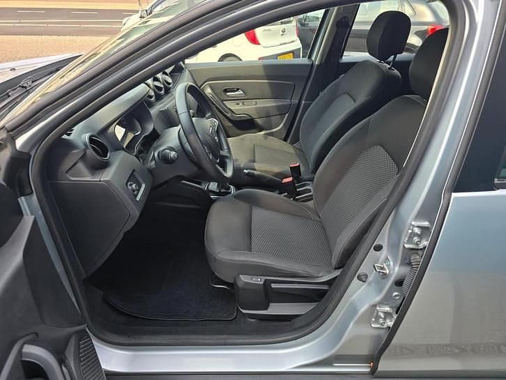 Occasion Dacia Duster Comfort 114 PK (83 kW) 2019 Grijs SUV