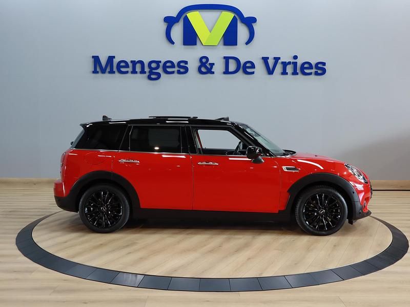 Occasion Mini Cooper Clubman Business 136 PK (100 kW) 2020 Rood Stationwagen