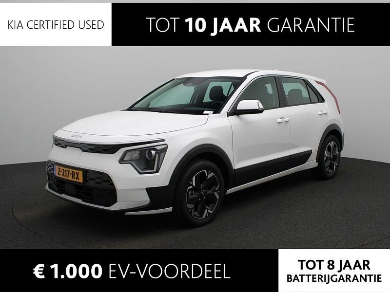 Wit Gebruikt 2024 Kia e-Niro Light SUV | € 30.940 (Goede deal) - Afbeelding 1/2