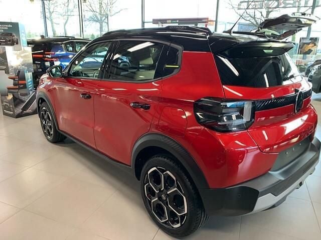 Occasion Citroën C3 PureTech 101 PK (74 kW) 2024 Rood Hatchback