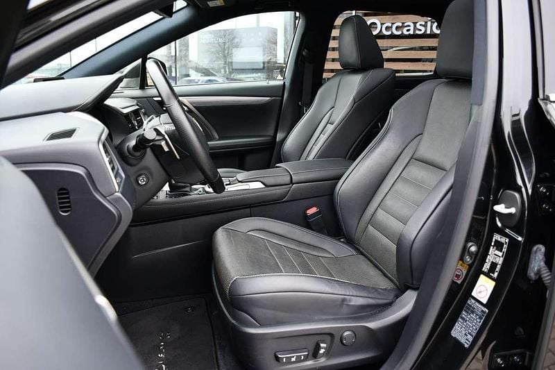 Occasion Lexus RX450h Sport Line 313 PK (230 kW) 2018 Zwart (metallic) SUV