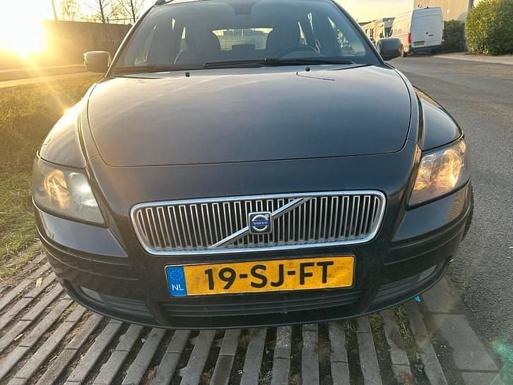 Occasion 2006 Volvo V50 Stationwagen | € 1.250 (Super prijs) - Afbeelding 1/4