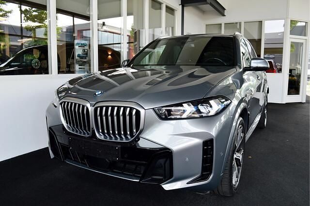 Grijs Gebruikt 2023 BMW X5 Comfort Edition SUV | € 87.900 (Super prijs) - Afbeelding 1/4