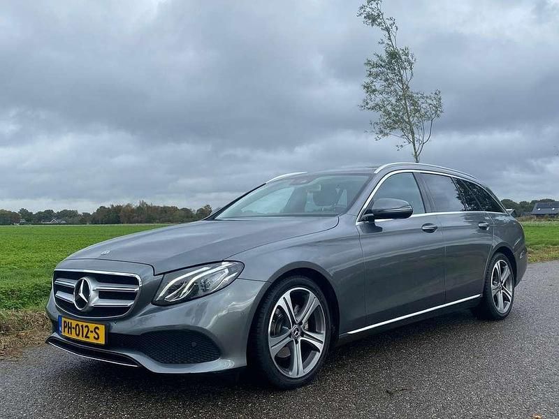 Gebruikt 2017 Mercedes E200 Prestige Stationwagen | € 19.000 (Iets duurder) - Afbeelding 1/4