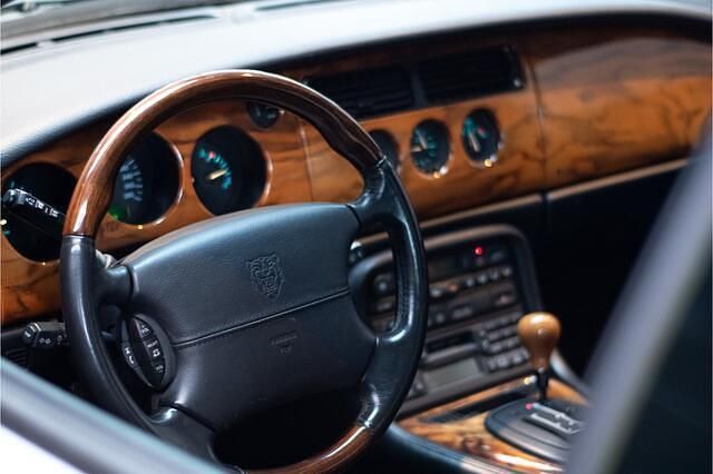 Occasion Jaguar XK8 286 PK (210 kW) 2002 Grijs Coupé