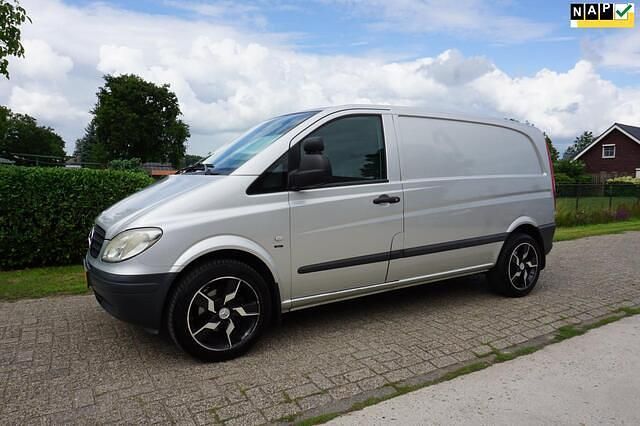 Grijs Gebruikt 2008 Mercedes Vito MPV | € 3.450 (Goede deal) - Afbeelding 1/4