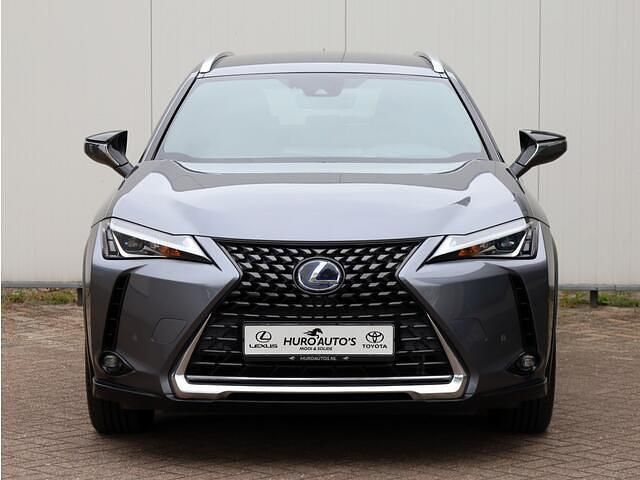 Occasion Lexus UX 250h Luxury Line 184 PK (135 kW) 2019 Grijs SUV