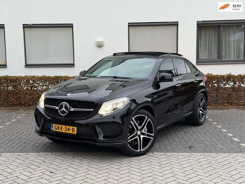 Zwart Gebruikt 2016 Mercedes GLE43 AMG AMG Coupé | € 35.950 (Goede deal) - Afbeelding 1/4