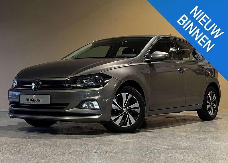 Grijs Occasion 2019 VW Polo Business Hatchback | € 16.950 (Eerlijke prijs) - Afbeelding 1/4