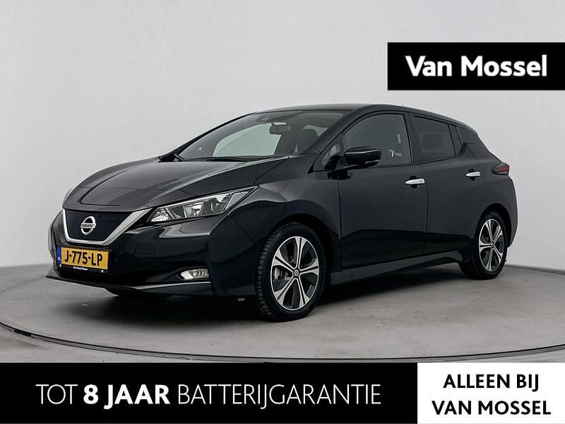 Zwart Gebruikt 2020 Nissan Leaf N-Connecta Hatchback | € 13.440 (Goede deal) - Afbeelding 1/4