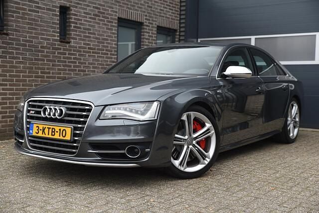 Grijs Occasion 2013 Audi S8 Proline Sedan | € 34.890 - Afbeelding 1/4