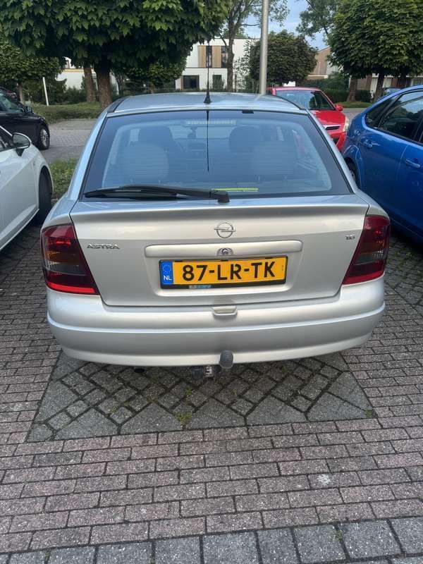 Afbeelding 2/3