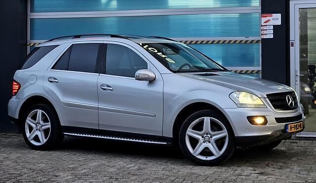 Occasion Mercedes 500 306 PK (225 kW) 2005 Grijs SUV