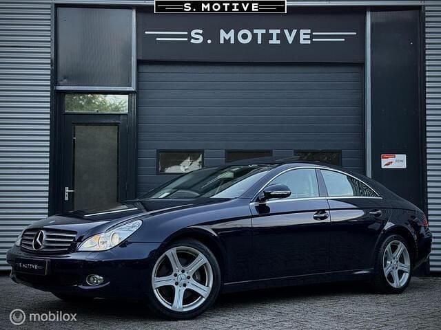 Blauw Gebruikt 2004 Mercedes CLS500 Sedan | € 12.995 (Eerlijke prijs) - Afbeelding 1/4