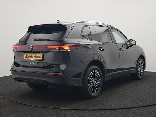 Occasion VW Tiguan Edition 204 PK (150 kW) 2024 Zwart SUV