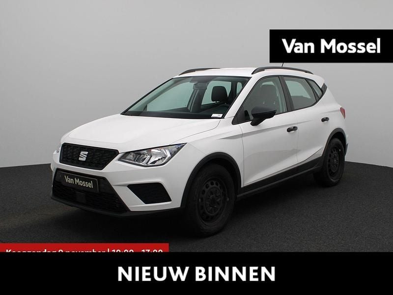 Wit Gebruikt 2021 Seat Arona Reference SUV | € 17.450 - Afbeelding 1/4