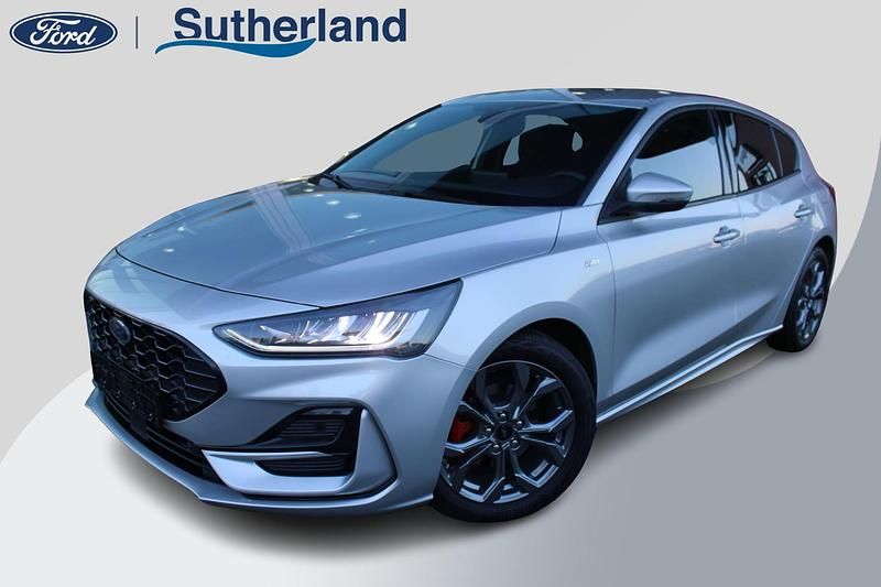 Zilver Gebruikt 2022 Ford Focus ST-Line Hatchback | € 21.900 (Eerlijke prijs) - Afbeelding 1/4