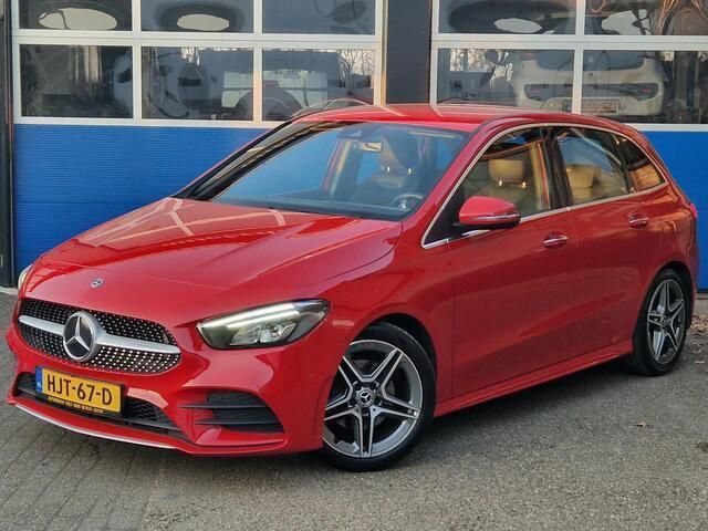 Occasion Mercedes B200 AMG 163 PK (119 kW) 2019 Rood MPV
