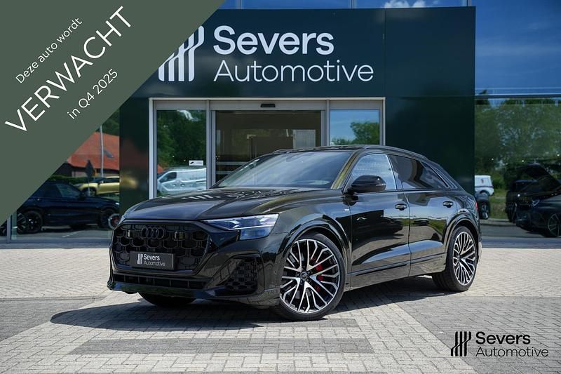 Groen Nieuw 2025 Audi Q8 Competition SUV | € 134.988 - Afbeelding 1/3