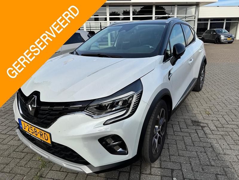 Wit Occasion 2020 Renault Captur Bose Edition SUV | € 23.945 (Iets duurder) - Afbeelding 1/3