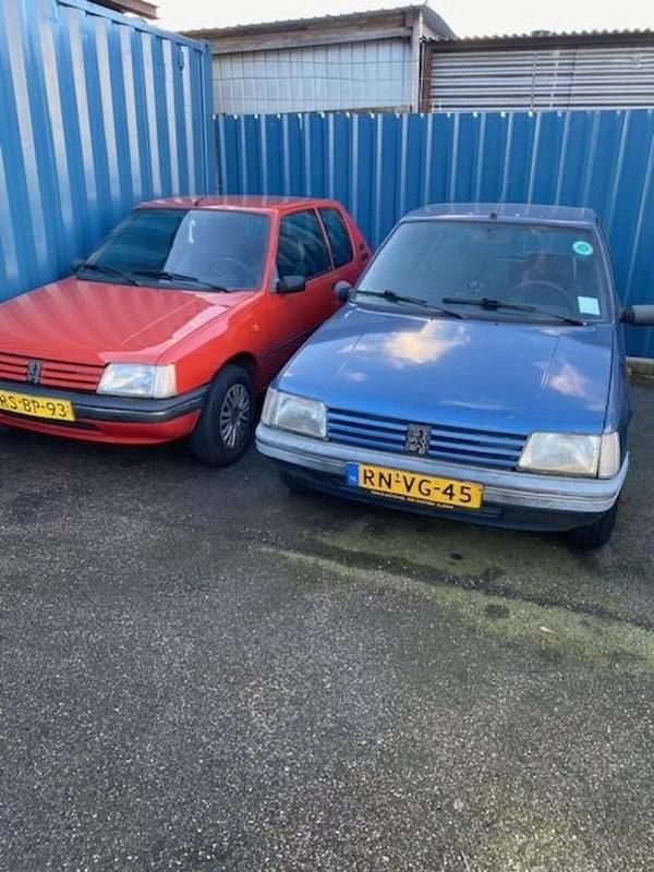 Occasion 1997 Peugeot 205 | € 1.400 (Eerlijke prijs) - Afbeelding 1/4