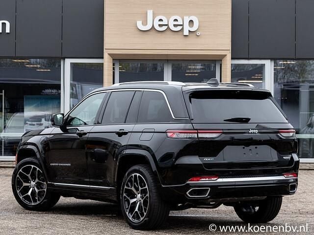 Nieuw Jeep Grand Cherokee Summit 379 PK (278 kW) 2025 Zwart SUV