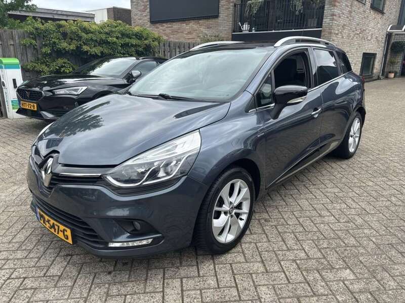 Grijs, metallic lak Gebruikt 2017 Renault Clio GrandTour LIMITED Stationwagen | € 6.850 (Goede deal) - Afbeelding 1/4
