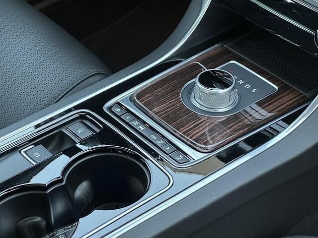 Occasion Jaguar XE Portfolio 200 PK (147 kW) 2015 Rood Sedan