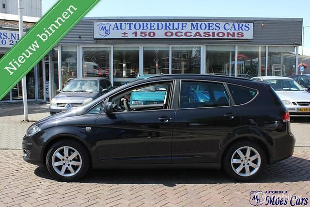 Zwart Gebruikt 2011 Seat Altea XL MPV | € 2.950 (Iets duurder) - Afbeelding 1/4