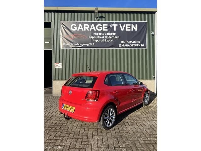Occasion VW Polo Highline 86 PK (63 kW) 2010 Rood Hatchback