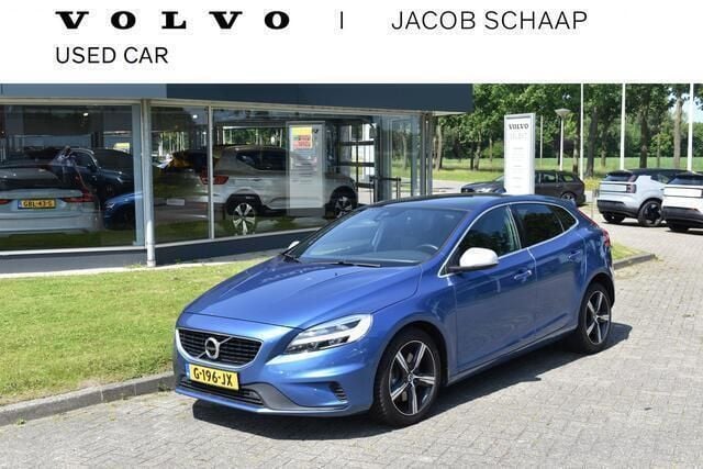 Blauw Gebruikt 2019 Volvo V40 Stationwagen | € 17.800 (Eerlijke prijs) - Afbeelding 1/4