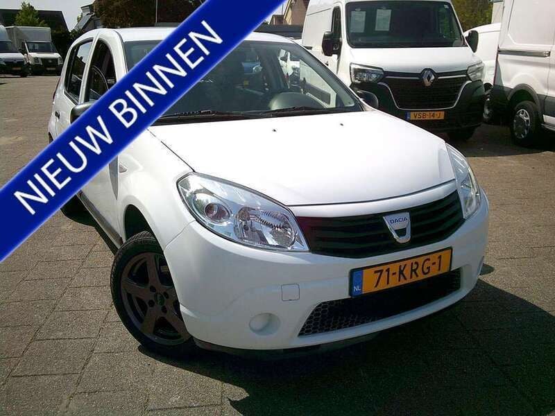 Wit Gebruikt 2010 Dacia Sandero Ambiance Hatchback | € 1.650 (Eerlijke prijs) - Afbeelding 1/4