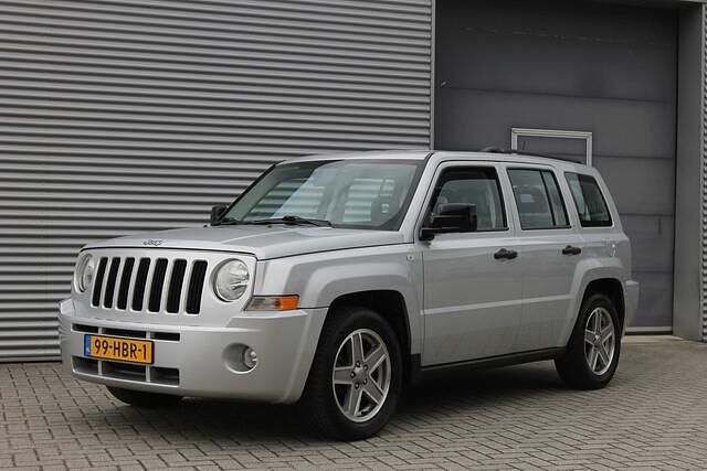 Grijs Gebruikt 2008 Jeep Patriot Sport SUV | € 6.999 (Eerlijke prijs) - Afbeelding 1/4