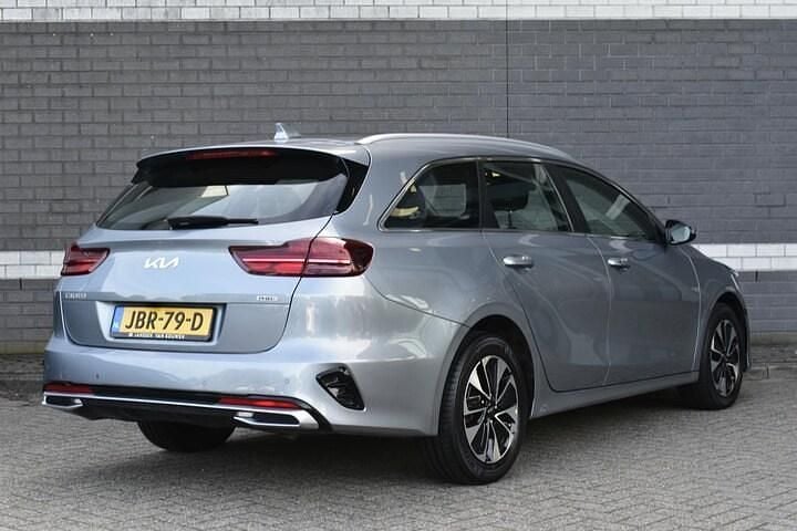 Occasion Kia Ceed Sportswagon 2022 Grijs Stationwagen