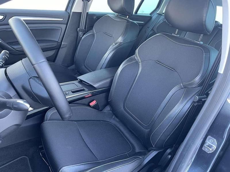 Occasion Renault Mégane GrandTour Techno 140 PK (102 kW) 2023 Gris titanium (kpn) Stationwagen