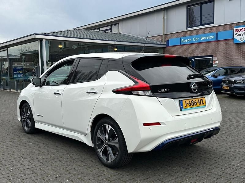 Occasion Nissan Leaf Tekna 110 kW (150 PK) 2020 Wit Hatchback