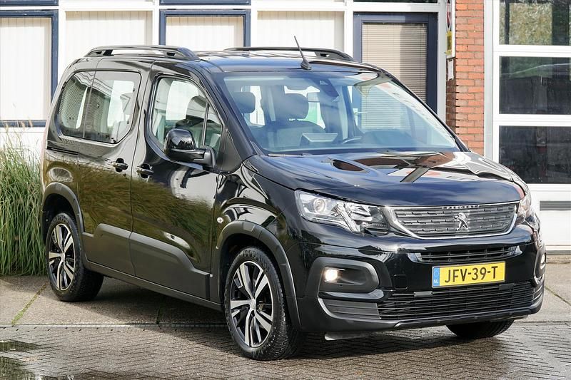 Occasion Peugeot Rifter Allure 131 PK (96 kW) 2022 Zwart MPV