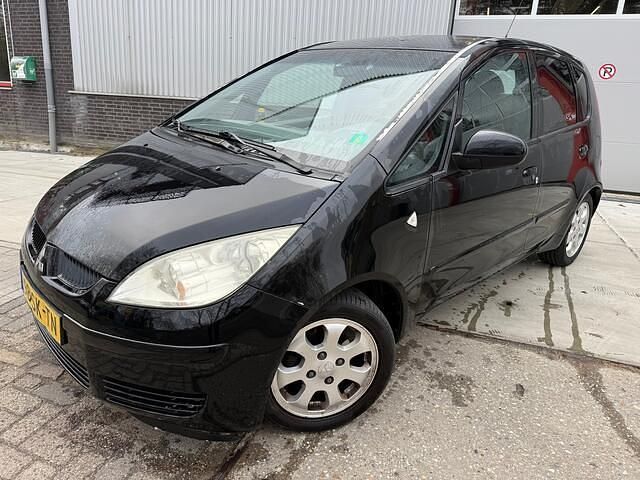 Occasion Mitsubishi Colt Invite 95 PK (69 kW) 2006 Zwart Hatchback