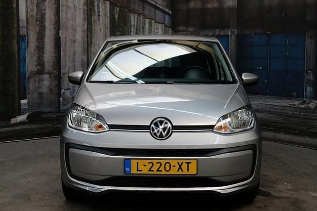 Occasion VW up! move up! 65 PK (47 kW) 2021 Grijs Hatchback