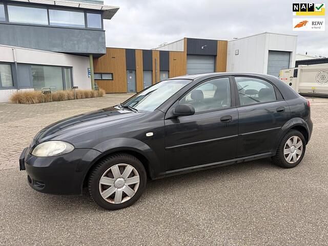 Zwart Gebruikt 2005 Chevrolet Lacetti Hatchback | € 950 - Afbeelding 1/4