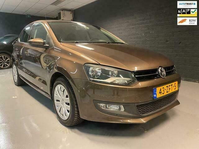 Bruin Gebruikt 2012 VW Polo Hatchback | € 5.999 (Goede deal) - Afbeelding 1/4