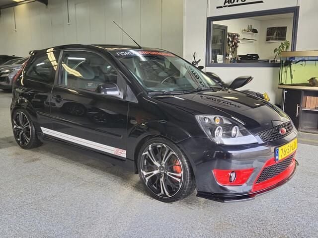Occasion Ford Fiesta ST 150 PK (110 kW) 2006 Zwart Hatchback