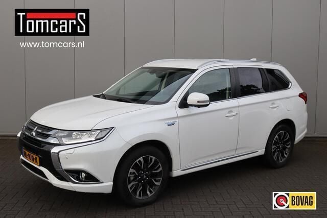 Wit Gebruikt 2015 Mitsubishi Outlander Instyle SUV | € 14.750 (Eerlijke prijs) - Afbeelding 1/4