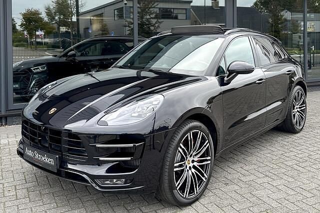 Occasion Porsche Macan Turbo Performance Package 441 PK (324 kW) 2018 Zwart SUV