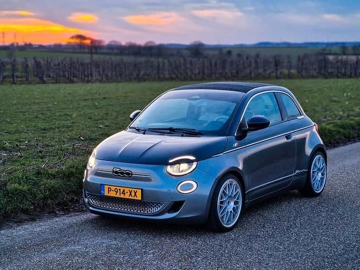 Gebruikt 2020 Fiat 500e La Prima Cabriolet | € 15.995 (Duur) - Afbeelding 1/4