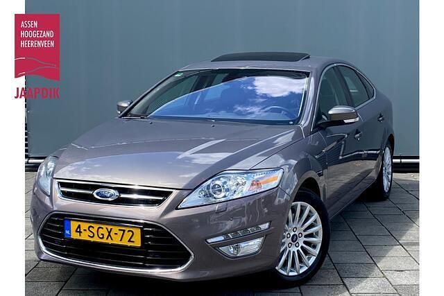 Bruin Gebruikt 2013 Ford Mondeo Platinum Hatchback | € 9.444 (Goede deal) - Afbeelding 1/4