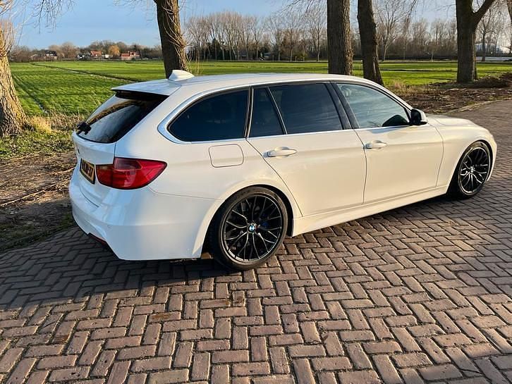 Occasion BMW 330 258 PK (189 kW) 2013 Stationwagen